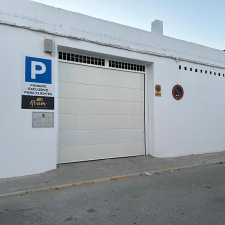 Riam Suites Apartamentos Los Palacios Y Villafranca Exteriér fotografie