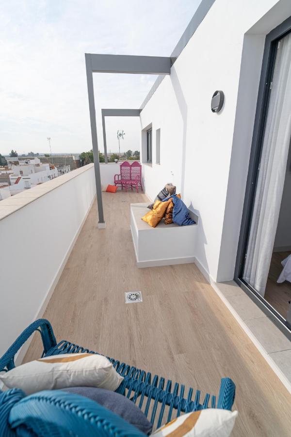 Riam Suites Apartamentos Los Palacios Y Villafranca Exteriér fotografie