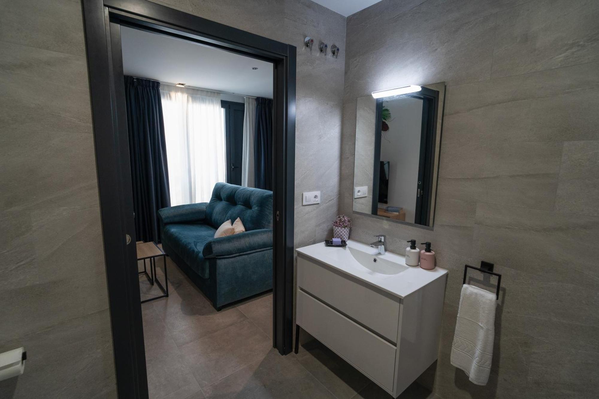 Riam Suites Apartamentos Los Palacios Y Villafranca Exteriér fotografie