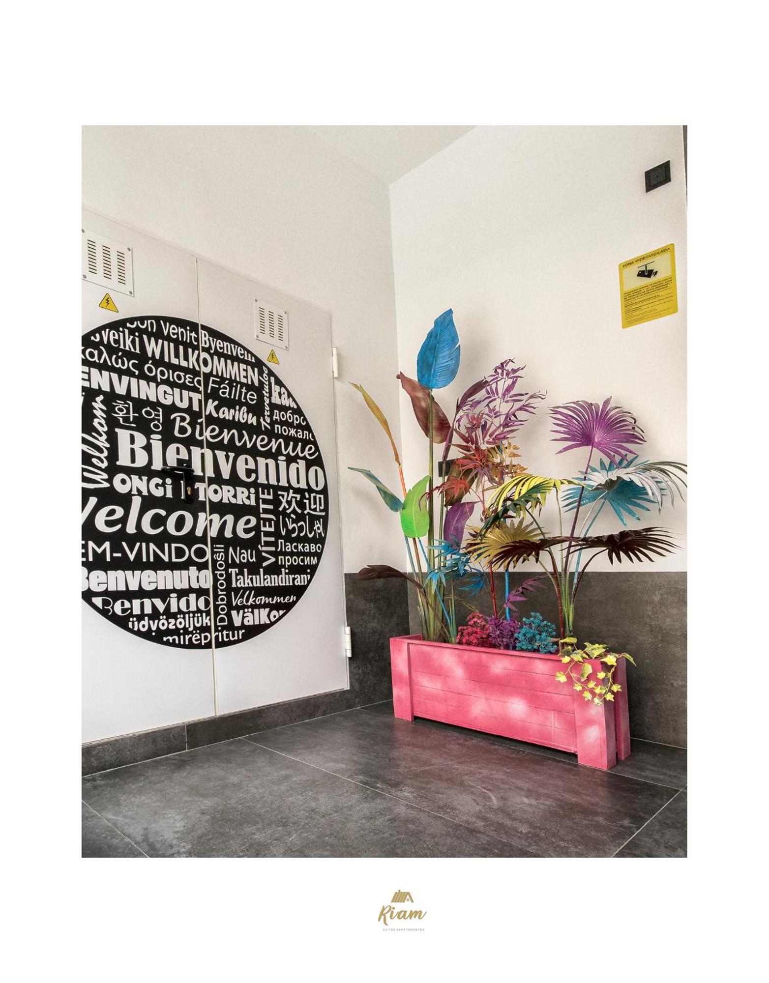 Riam Suites Apartamentos Los Palacios Y Villafranca Exteriér fotografie
